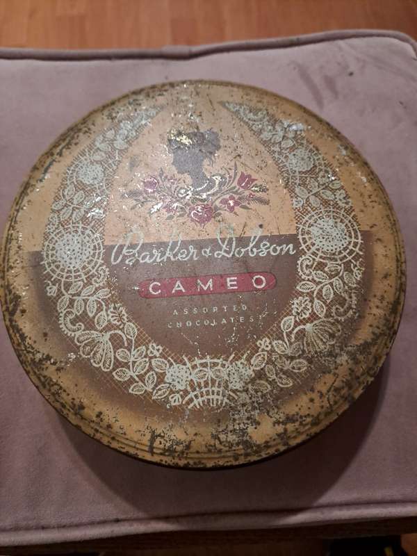Barker & Dobson ass. chocolates tin, Liverpool, founded 1834