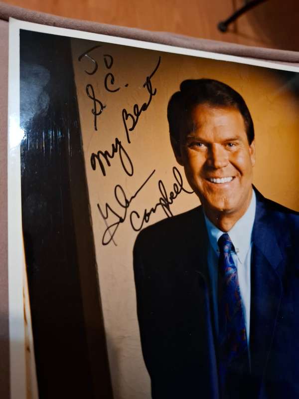Glen Campbell, American country singer, original autograph