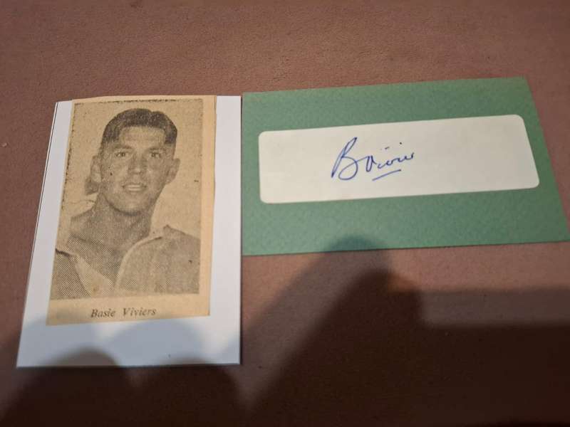 Basie Viviers Springbok rugby captain original autograph