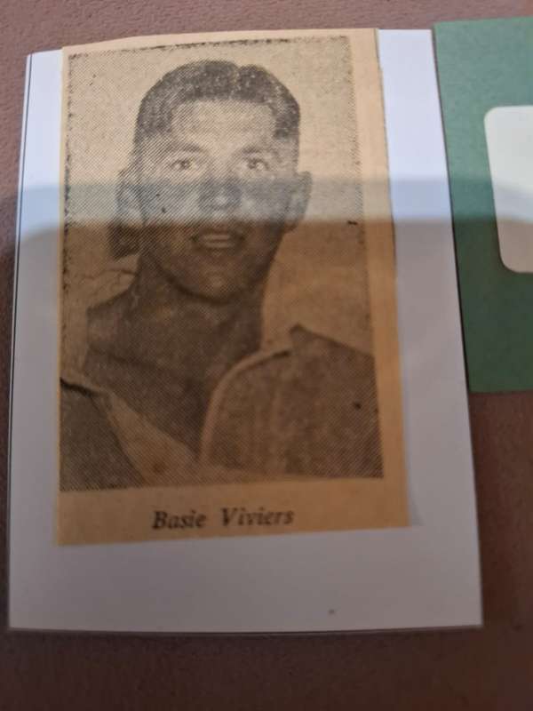 Basie Viviers Springbok rugby captain original autograph