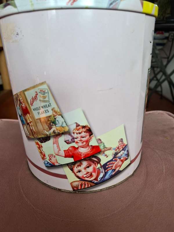 Kellogs Corn Flakes Tin