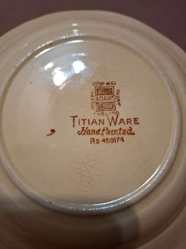 Titan Ware, Adams, Royal Ivory, hand painted Tureen bowl RD459174