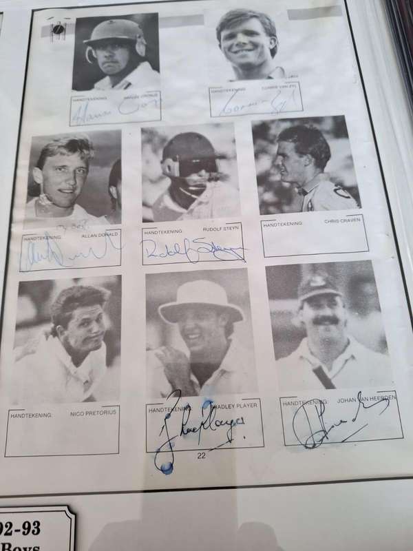 Cricket, Vrystaat, Hansie and the boys, 92/93 - Framed, Castle Cup Free State 12 original signatures