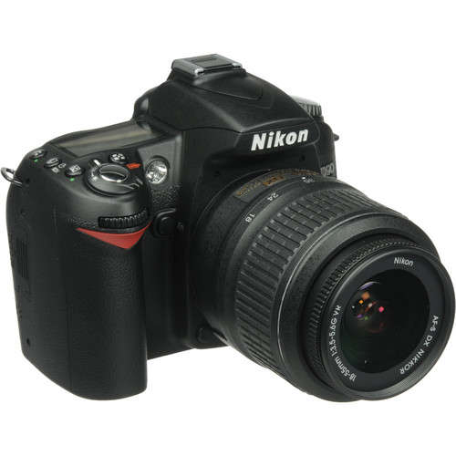 Nikon D90 12.3MP DSLR Camera with Nikon 18-55 Lens Kit