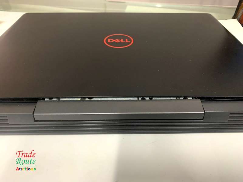 Dell Inspiron G5 15 5587 Gaming Laptop Core i7-8750H 16GB GTX 1050 Ti - Hinge / Screen mount Damaged