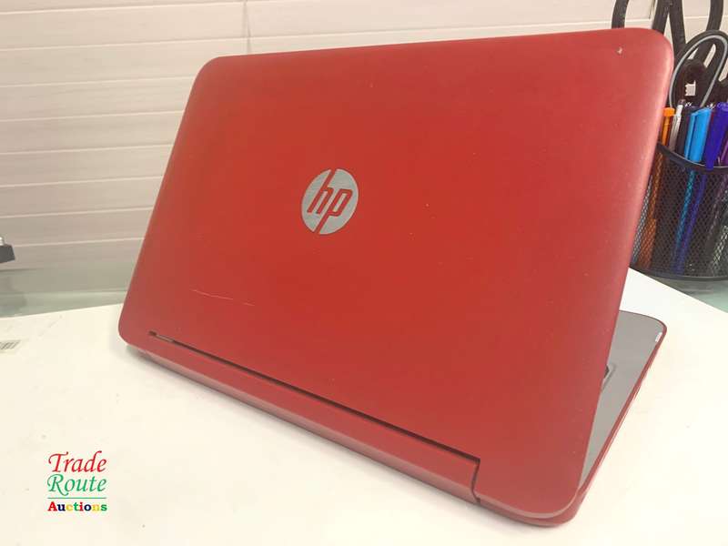 HP Pavilion 11 x360 Laptop 11.6 Inch Intel Pentium N3520 2.2Ghz 4GB RAM 500GB HDD ( Noisy Fan )