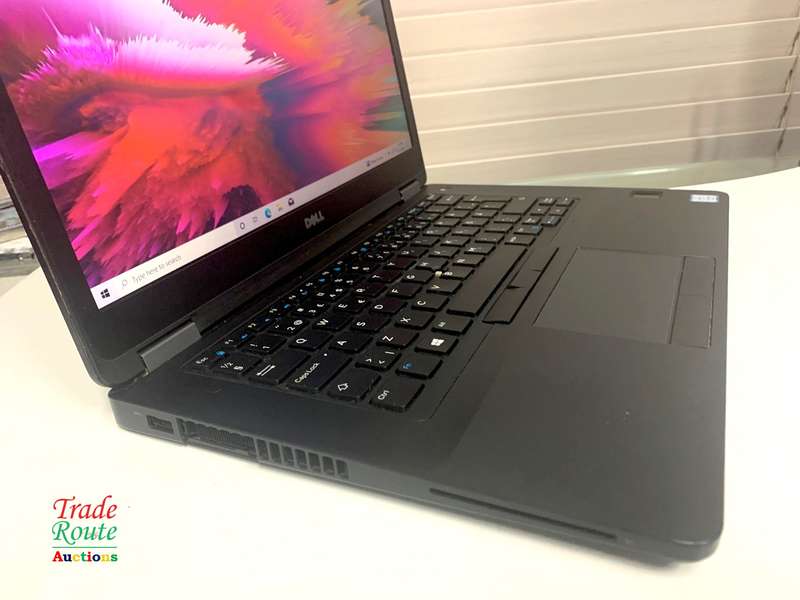 DELL LATITUDE E5470 LAPTOP | CORE i3 6100U 6th Gen 2.3GHz | 12GB RAM | 250GB SSD