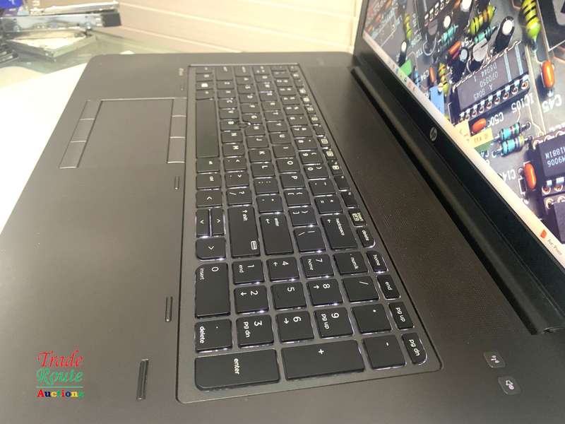 HP ZBook 17 G3 Laptop Engineering Core i7  16GB RAM 256GB SSD 17" LAPTOP nVidia Quadro 4GB * Monster