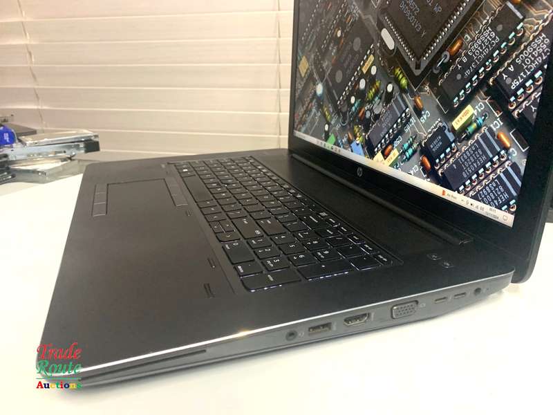 HP ZBook 17 G3 Laptop Engineering Core i7  16GB RAM 256GB SSD 17" LAPTOP nVidia Quadro 4GB * Monster