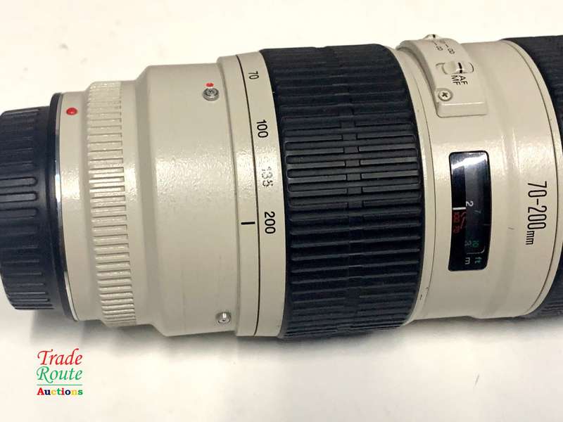 Canon EF 70-200mm f/2.8L USM Telephoto Zoom Lens for SLR Cameras