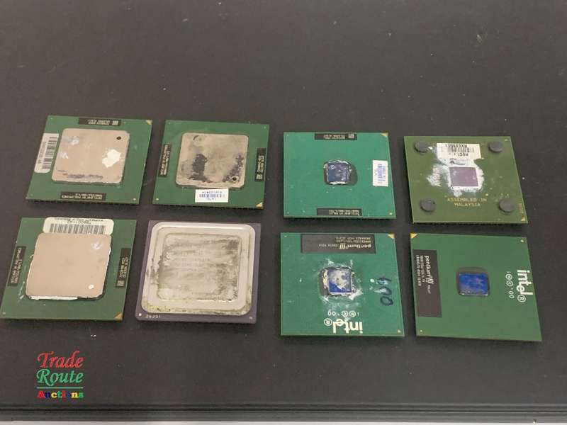 8 X CPU Processors LOT  - Salvage Stock - 1 bid gets for all 8
