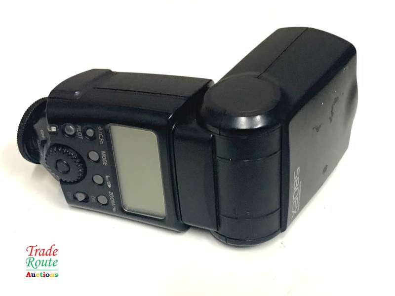 Canon Speedlite 580EX  Flash for Canon EOS DIGITAL SLR Cameras *** BARGAIN ** Fits all CANON DSLRs