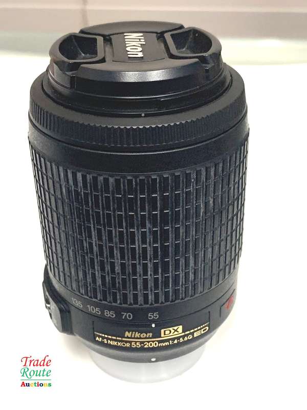 Nikon AF-S NIKKOR 55-200mm VR [ VIBRATION REDUCTION ] LENS