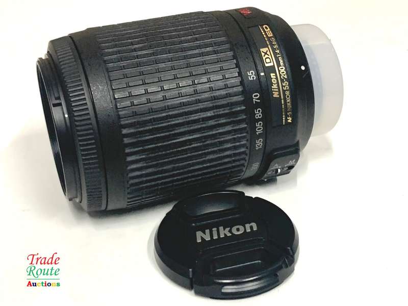 Nikon AF-S NIKKOR 55-200mm VR [ VIBRATION REDUCTION ] LENS