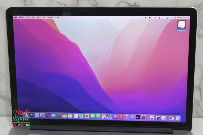 Apple MacBook Pro 15.4-inch  | Core i7 2.2GHz | 16GB RAM | 256GB SSD MID 2015 **  MAC OS Monterey **