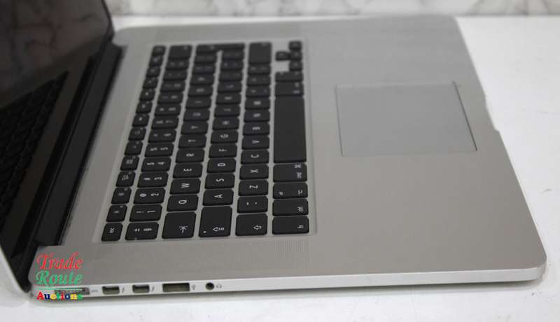 Apple MacBook Pro 15.4-inch  | Core i7 2.2GHz | 16GB RAM | 256GB SSD MID 2015 **  MAC OS Monterey **