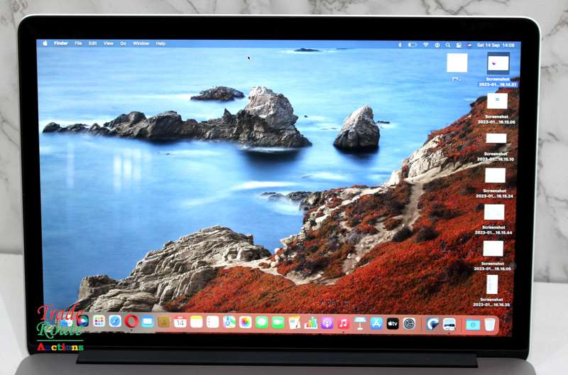 Apple MacBook Pro 15.4-inch  | Core i7 2.2GHz | 16GB RAM | 256GB SSD MID 2015 **  MAC OS Monterey **
