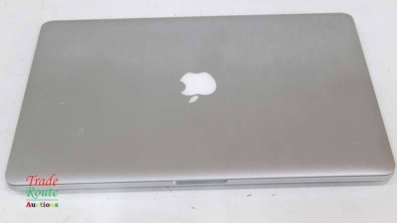 Apple MacBook Pro 15.4-inch  | Core i7 2.2GHz | 16GB RAM | 256GB SSD MID 2015 **  MAC OS Monterey **