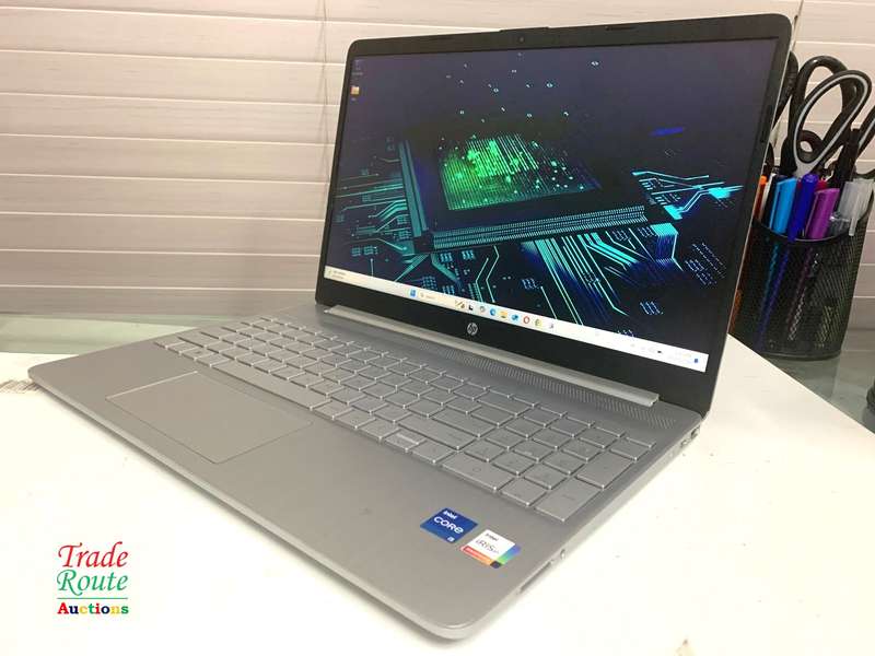 HP Laptop 15s 15.6" FHD Laptop Intel Core i5-1235U 12th Gen 16GB RAM 512GB SSD