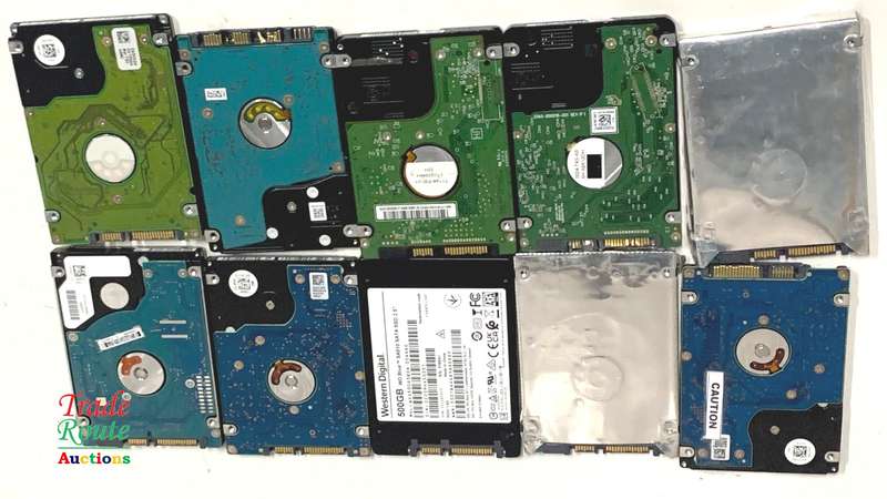 10 X HDD SSD LOT  - Salvage Stock - 1 bid gets all 10 - for Spares