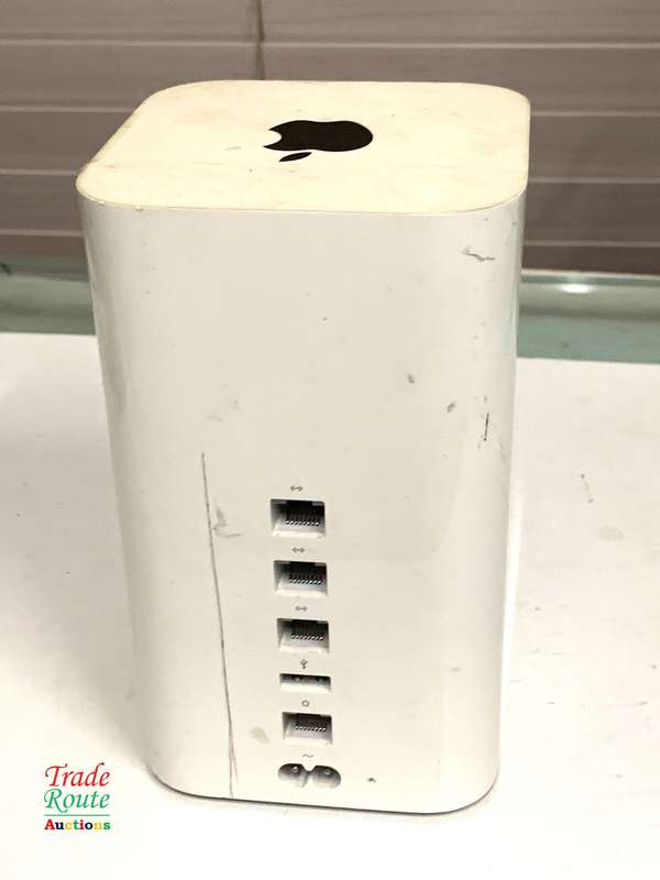 Apple AirPort Extreme Wireless Router 6th Gen 802.11ac ME918Z/A A1521