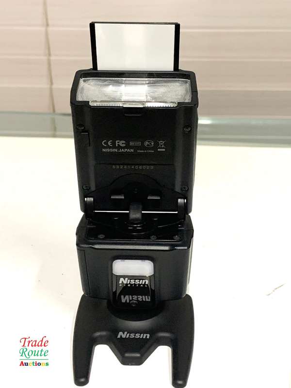 Nissin i40 Flash for Fujifilm Mirrorless Digital cameras Flash works with X-T4, X-T3, X-T2, X-T1 etc