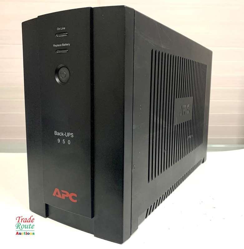 APC Smart-UPS 950 UnInterrupted Power Supply - Replace battery light blinks Salvage Stock