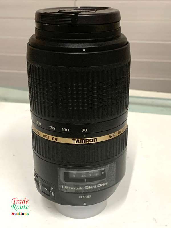 Tamron 70-300 Lens [ Nikon Mount ]