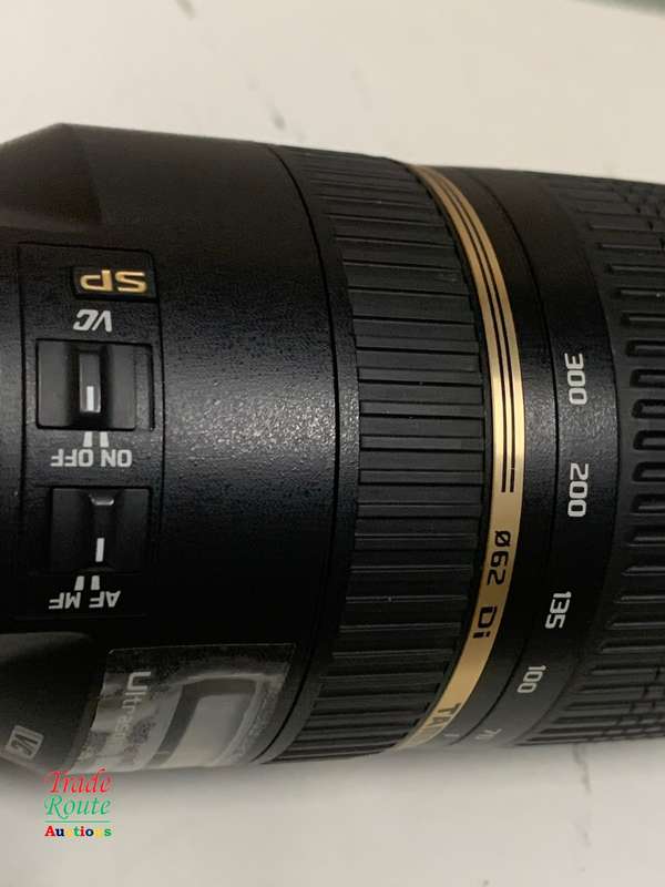Tamron 70-300 Lens [ Nikon Mount ]