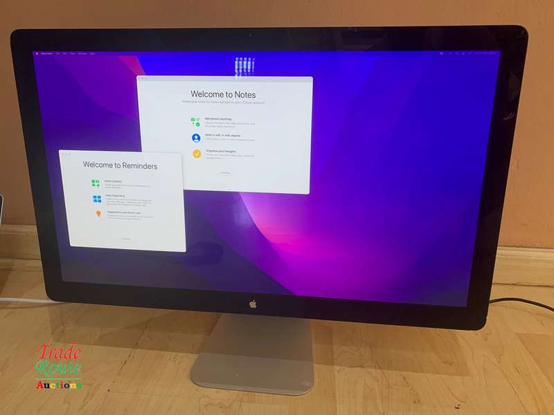 Apple Thunderbolt Cinema Display LED (27-Inch) Monitor | A1407 | 2560 X 1440 Resolution -tiny cracks