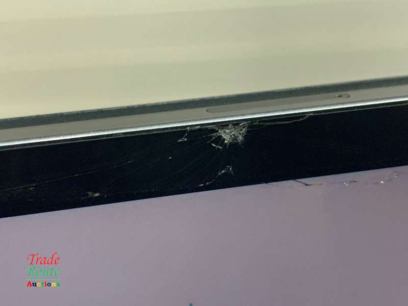 Galaxy Tab S8 SM-X706B 256GB 11-inch 5G Tablet - chipped corner