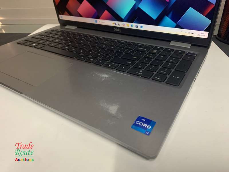 DELL LATITUDE 5520 15.6" FHD Laptop | 11th Gen Core i7-1165G7 | 16GB RAM | 512GB SSD