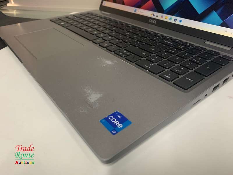 DELL LATITUDE 5520 15.6" FHD Laptop | 11th Gen Core i7-1165G7 | 16GB RAM | 512GB SSD