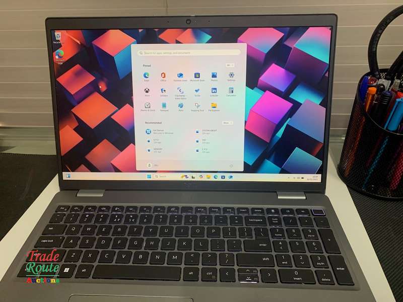 DELL LATITUDE 5520 15.6" FHD Laptop | 11th Gen Core i7-1165G7 | 16GB RAM | 512GB SSD