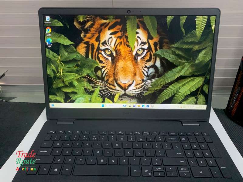 Dell Vostro 3500 15.6-inch FHD Business Laptop Intel Core i5-1135G7 16GB RAM 500GB SSD + 1TB HDD