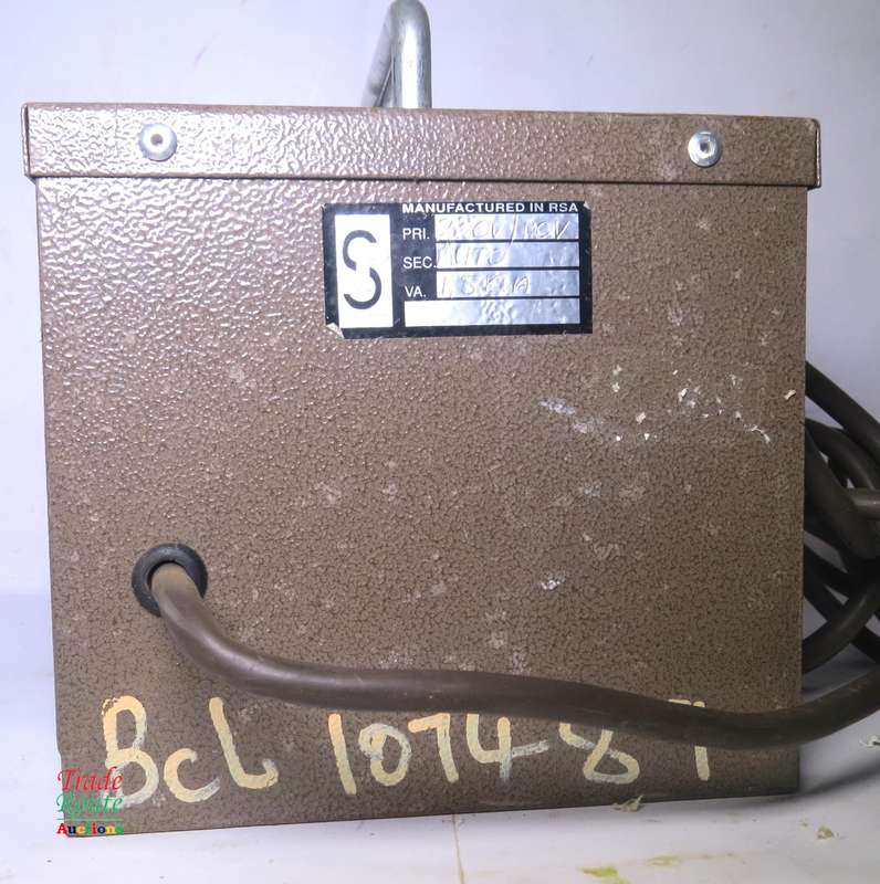 Auto Step-Down Transformer 1.5KVA 220V to 110V AC 1500W - US plug
