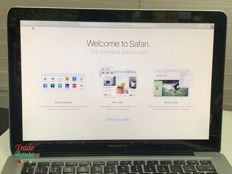 Apple MacBook Pro 13.3-inch  | Core i5 2.5GHz | 16GB RAM | 250GB SSD