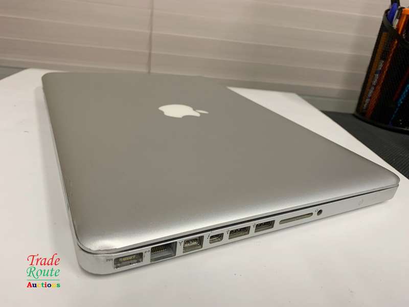 Apple MacBook Pro 13.3-inch  | Core i5 2.5GHz | 16GB RAM | 250GB SSD