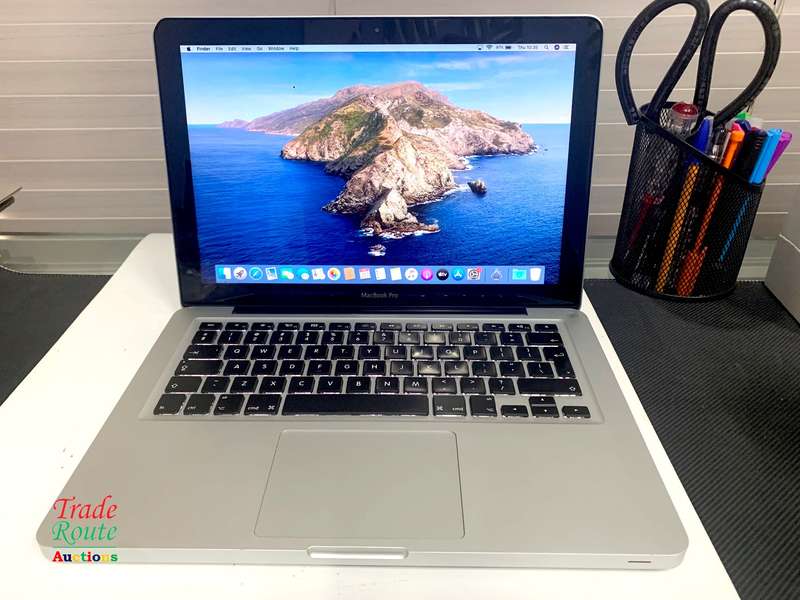 Apple MacBook Pro 13.3-inch  | Core i5 2.5GHz | 16GB RAM | 500GB SSD
