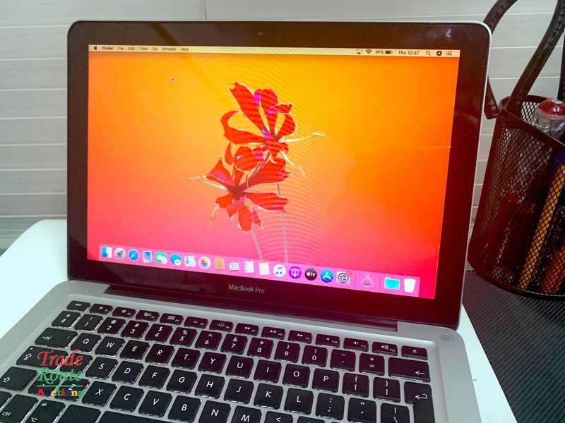 Apple MacBook Pro 13.3-inch  | Core i5 2.5GHz | 16GB RAM | 500GB SSD