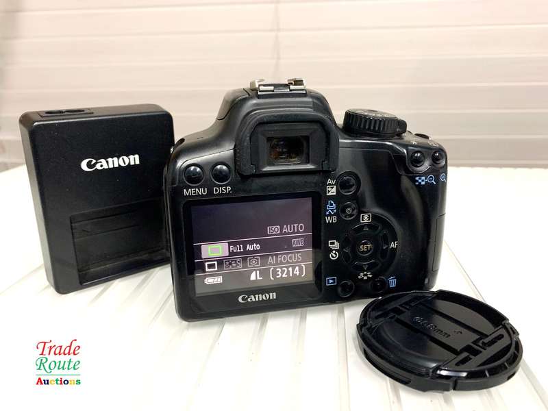 Canon EOS 1000D DSLR CAMERA with Canon 18-55 Lens Camera Kit