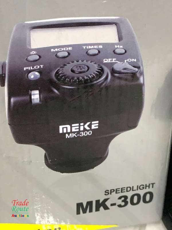 Meike MK300 Flash for Nikon (Black)