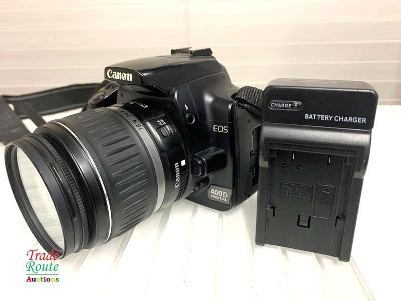 Canon 400D Digital SLR camera 10.1 Megapixels + Canon EFS 18-55mm Lens Kit