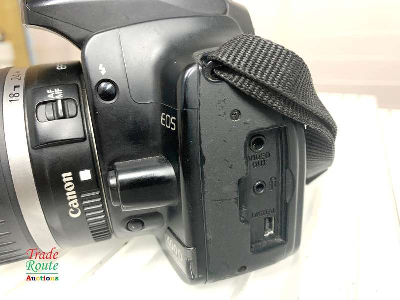 Canon 400D Digital SLR camera 10.1 Megapixels + Canon EFS 18-55mm Lens Kit