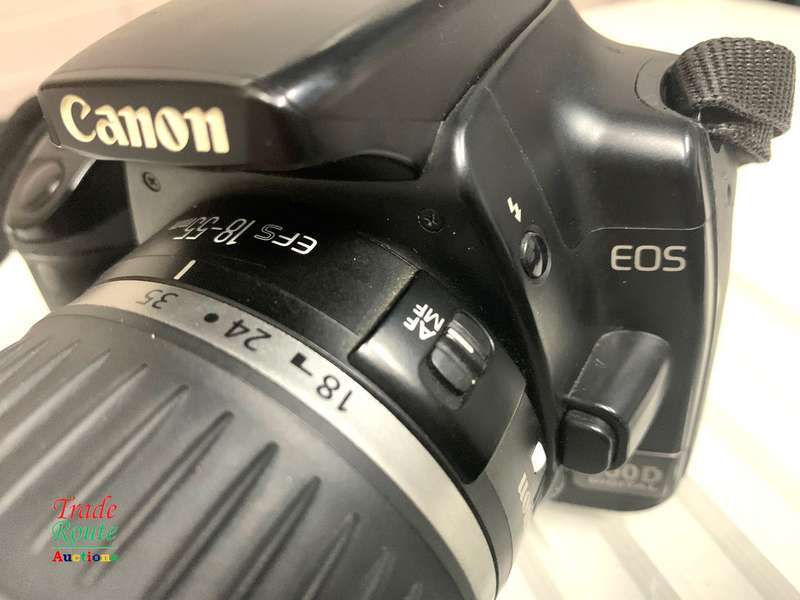 Canon 400D Digital SLR camera 10.1 Megapixels + Canon EFS 18-55mm Lens Kit
