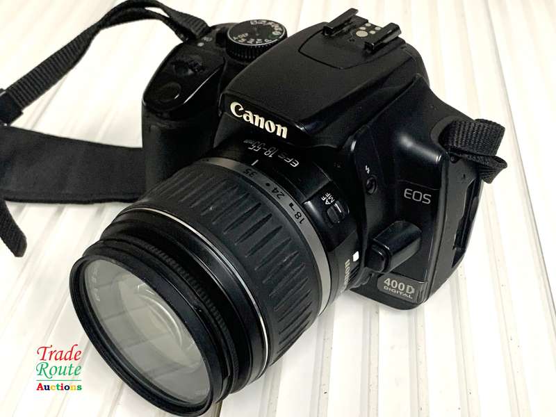 Canon 400D Digital SLR camera 10.1 Megapixels + Canon EFS 18-55mm Lens Kit