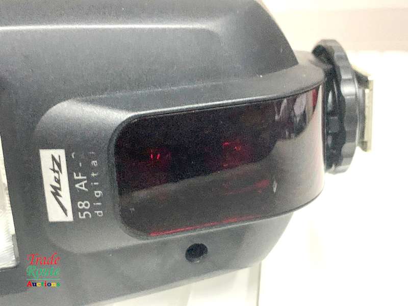 Metz mecablitz 58 AF-2 digital Flash for Canon DSLR Cameras
