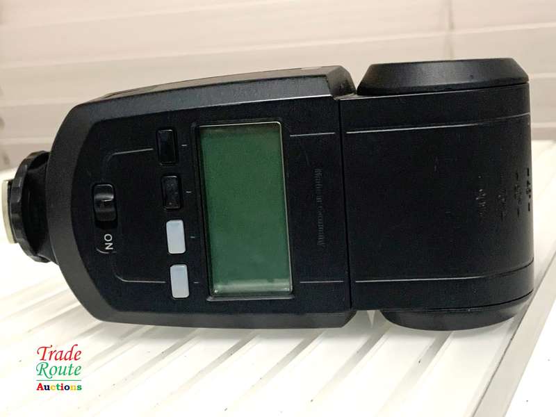 Metz mecablitz 58 AF-2 digital Flash for Canon DSLR Cameras