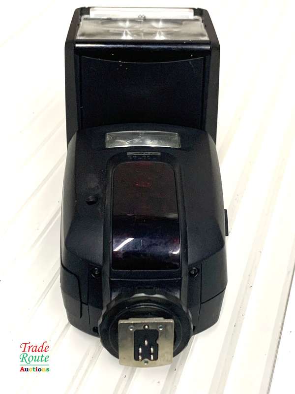 Metz mecablitz 58 AF-2 digital Flash for Canon DSLR Cameras