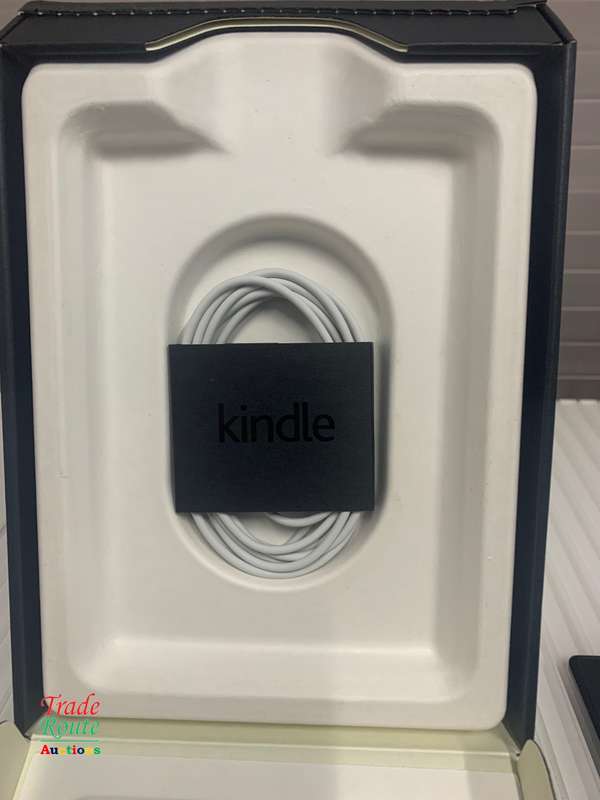 Amazon Kindle Wi-Fi E-Reader